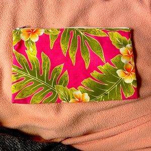 Hawaiian Make up Pouch